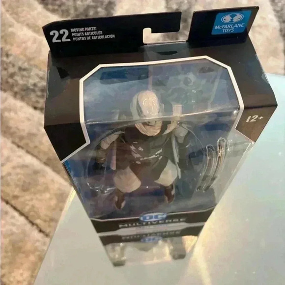 McFarlane Toys DC Universe Future State Ghost Maker7”Action Figure - Picture 2 of 9